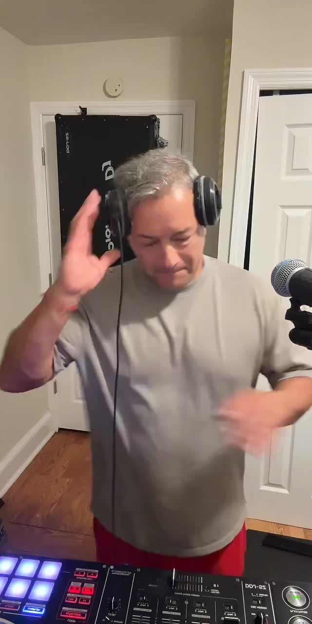 @DjM@uricio