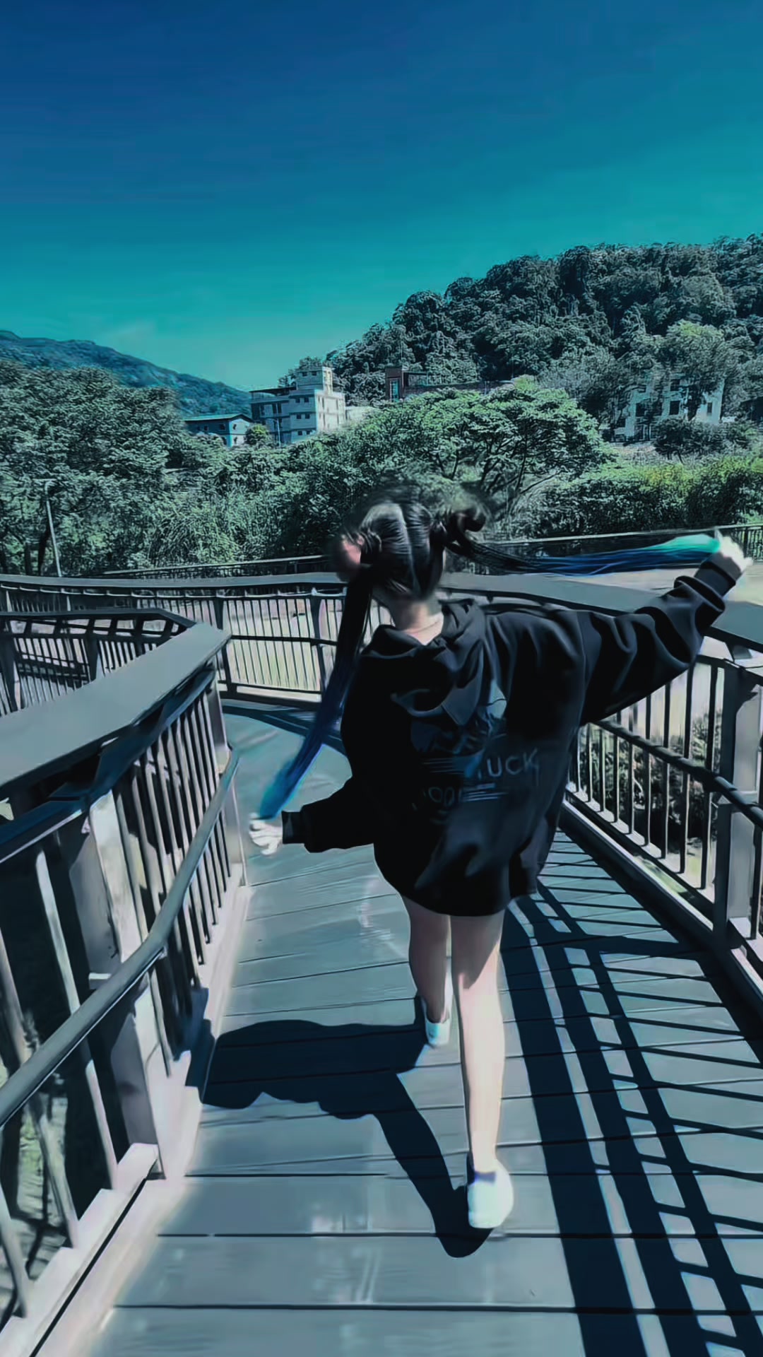 @Ndoll🍼🤸&zwj;♀️