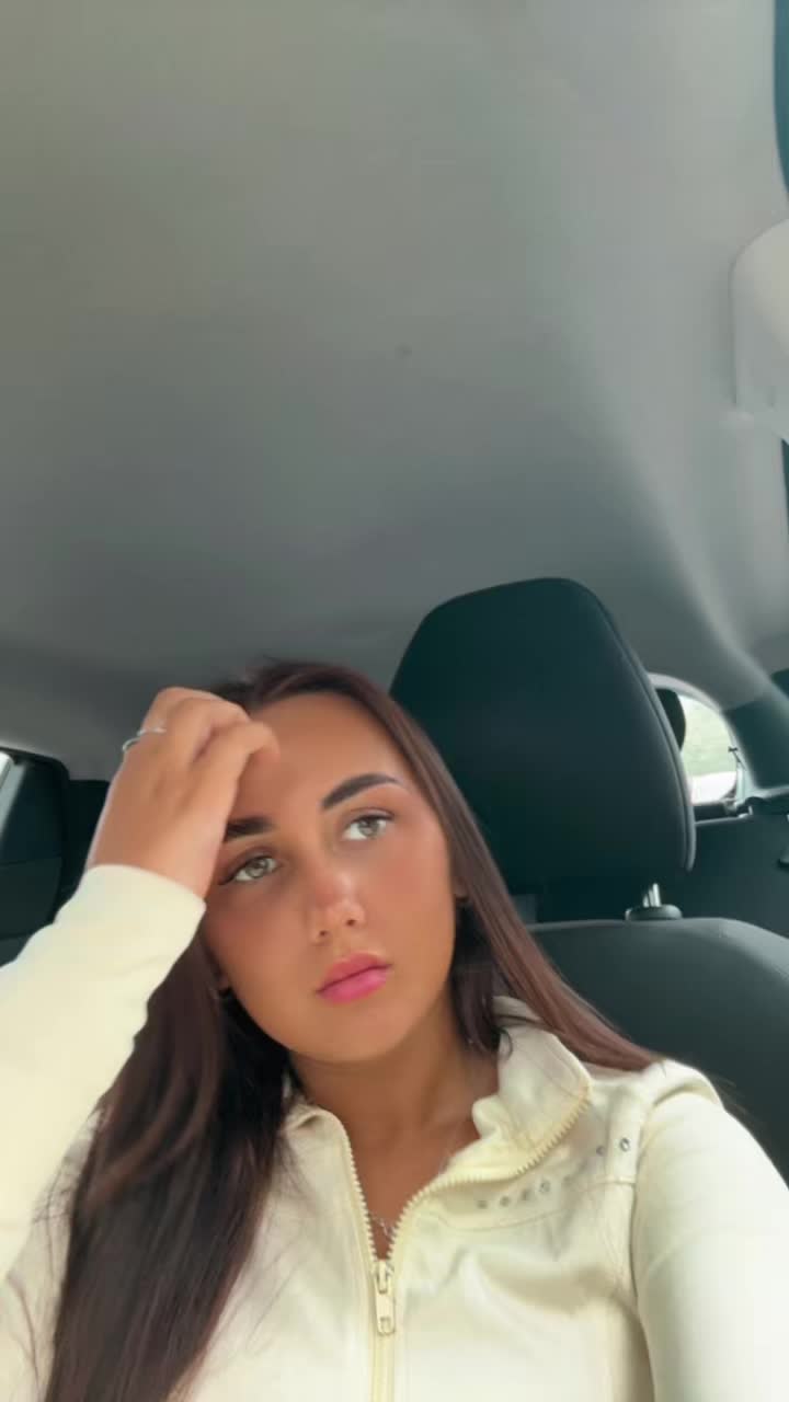 @Millie x
