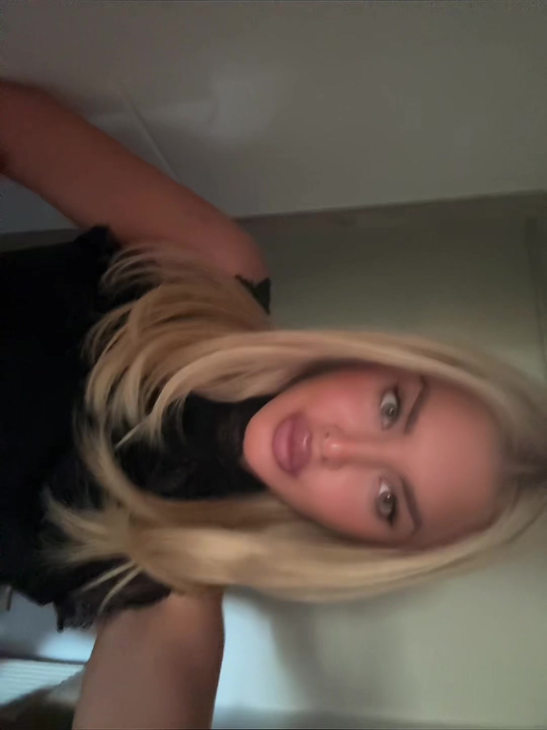 @𝒥