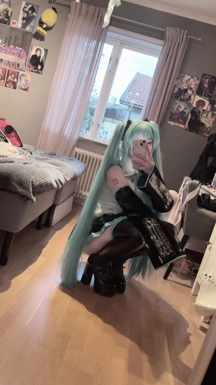 @Ami 𝜗ৎ