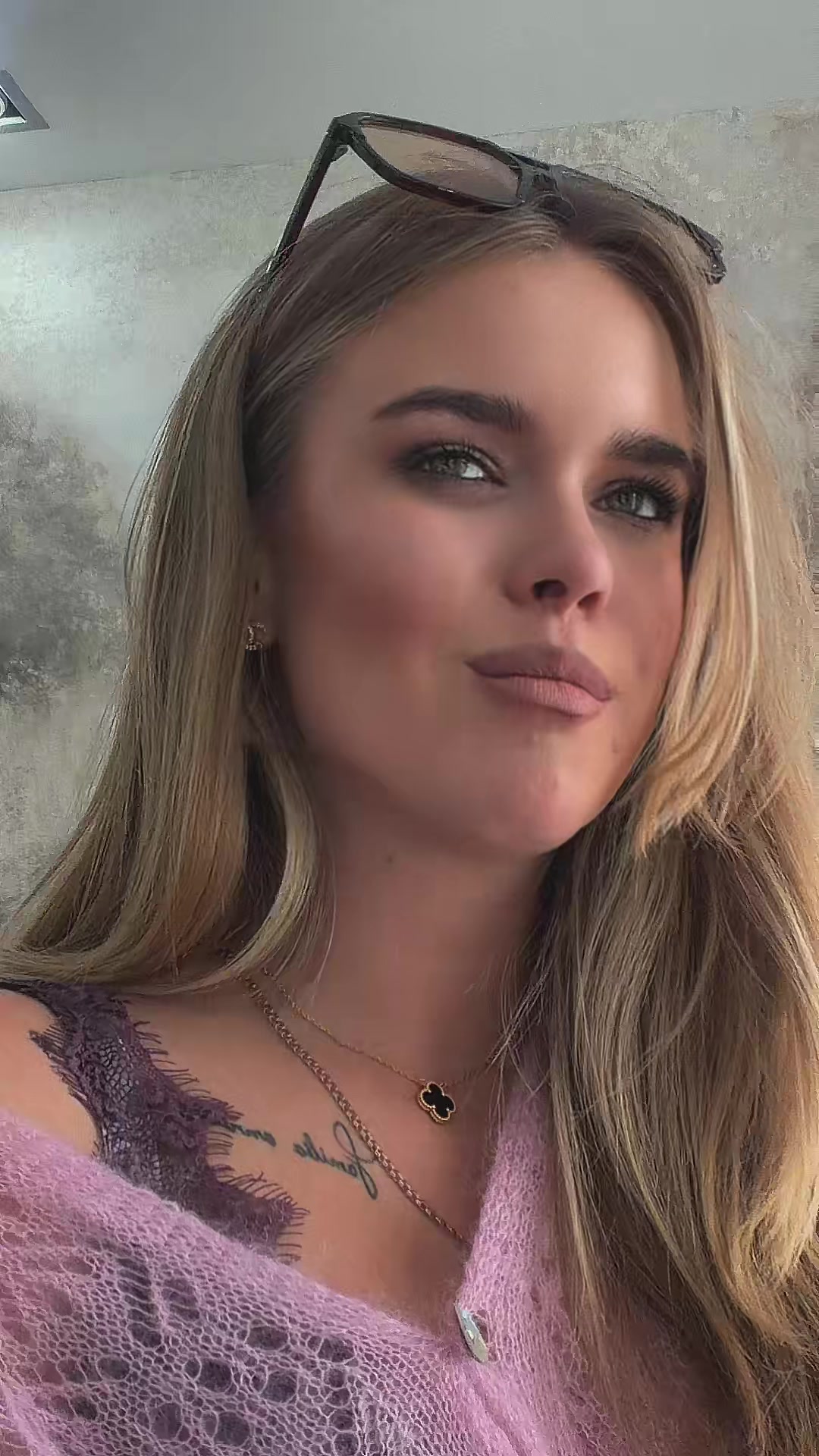 @🐣