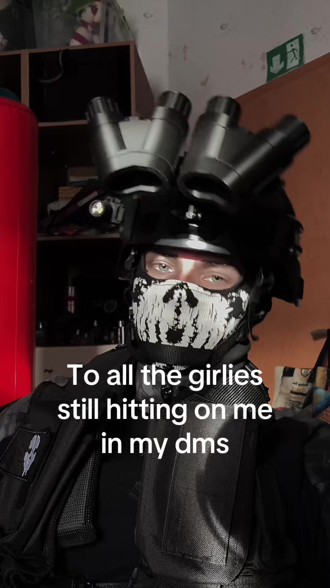 @CS: MłMłϾ