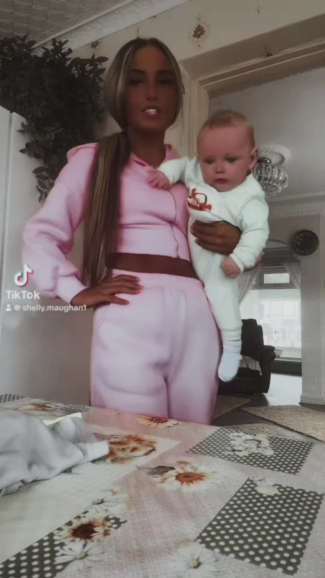 @ShellyMaughann🥰👑👏