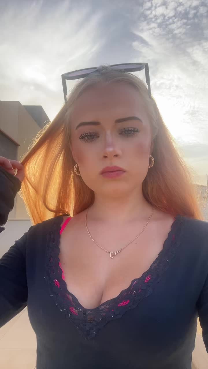 @Felicia