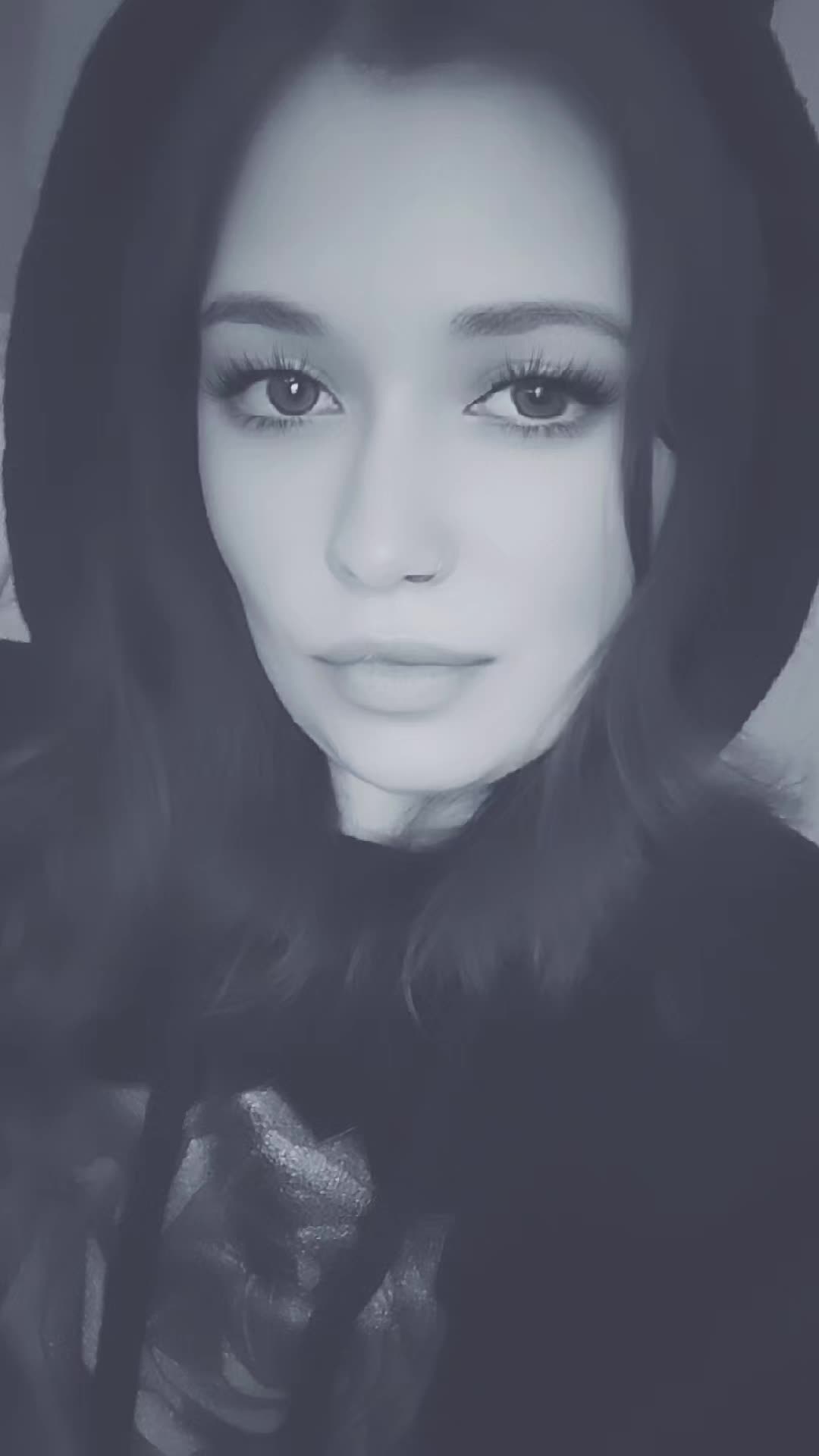 @🖤🩷EtherealVeilQueen🩷🖤
