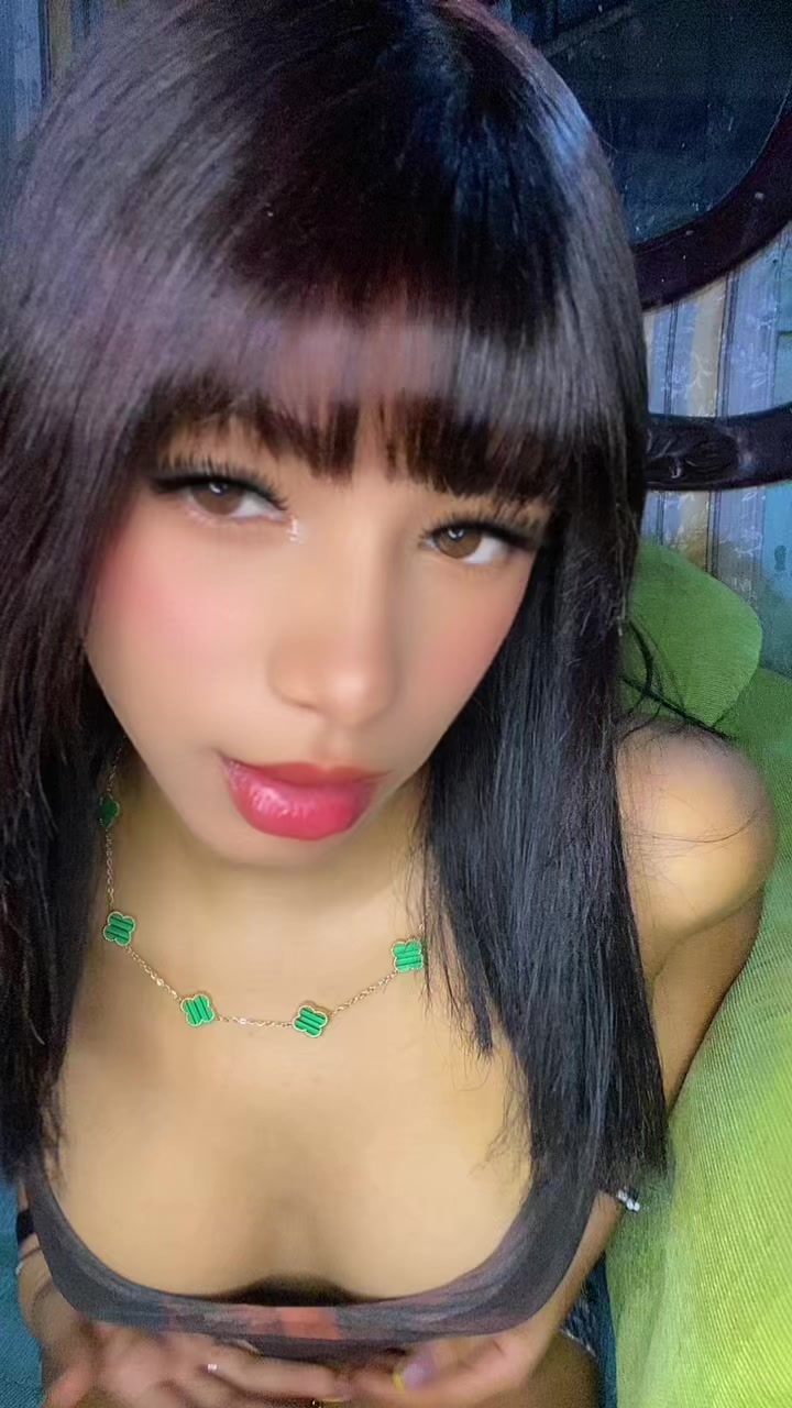@BARBIE🦇🌈