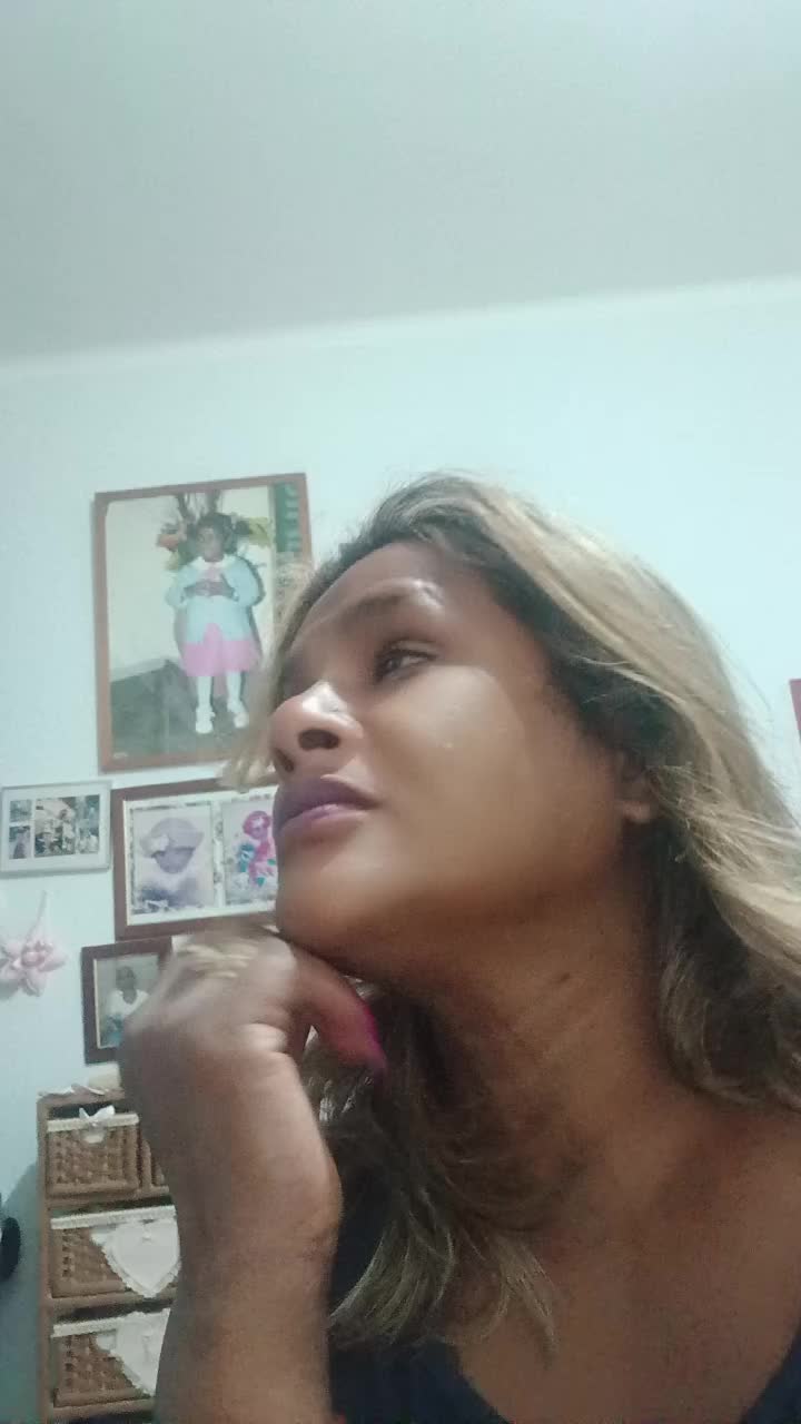 @Julie...💋💋❤