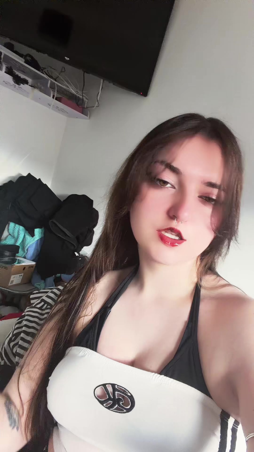 @evie (offline)