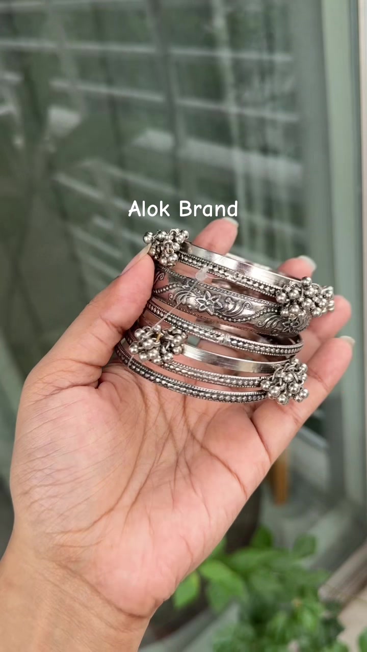 @Alok Brand✨
