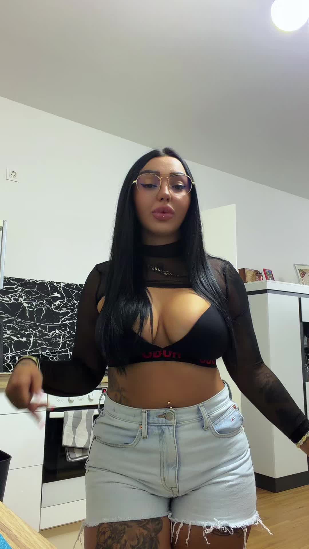 @𝑮𝒆𝒏𝒆𝒔𝒔𝒂 💸