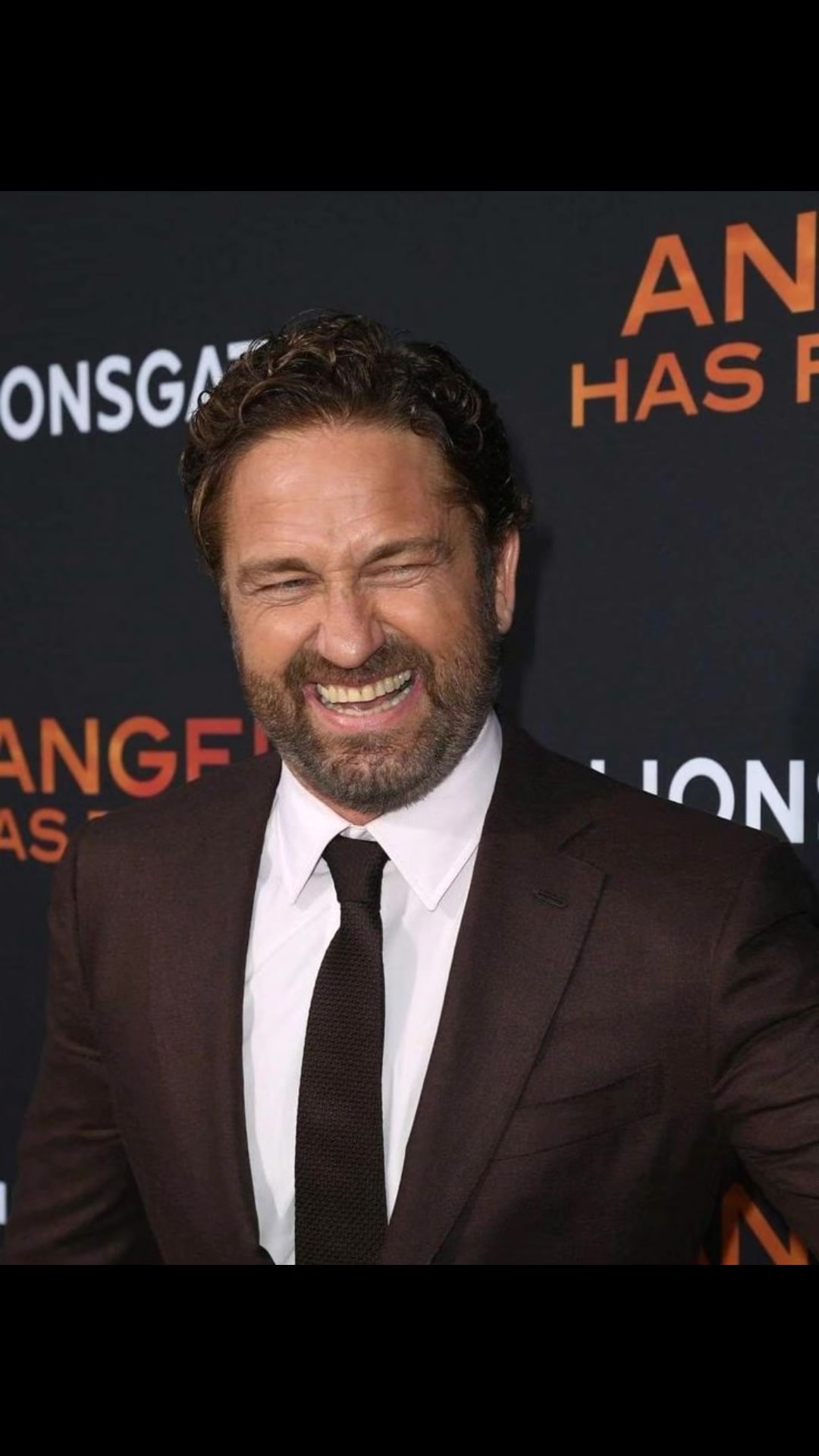 @Gerard Butler for real