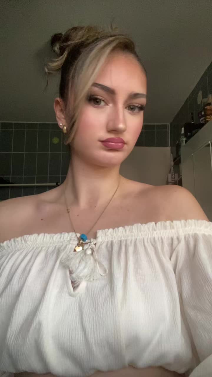 @elsamorina03