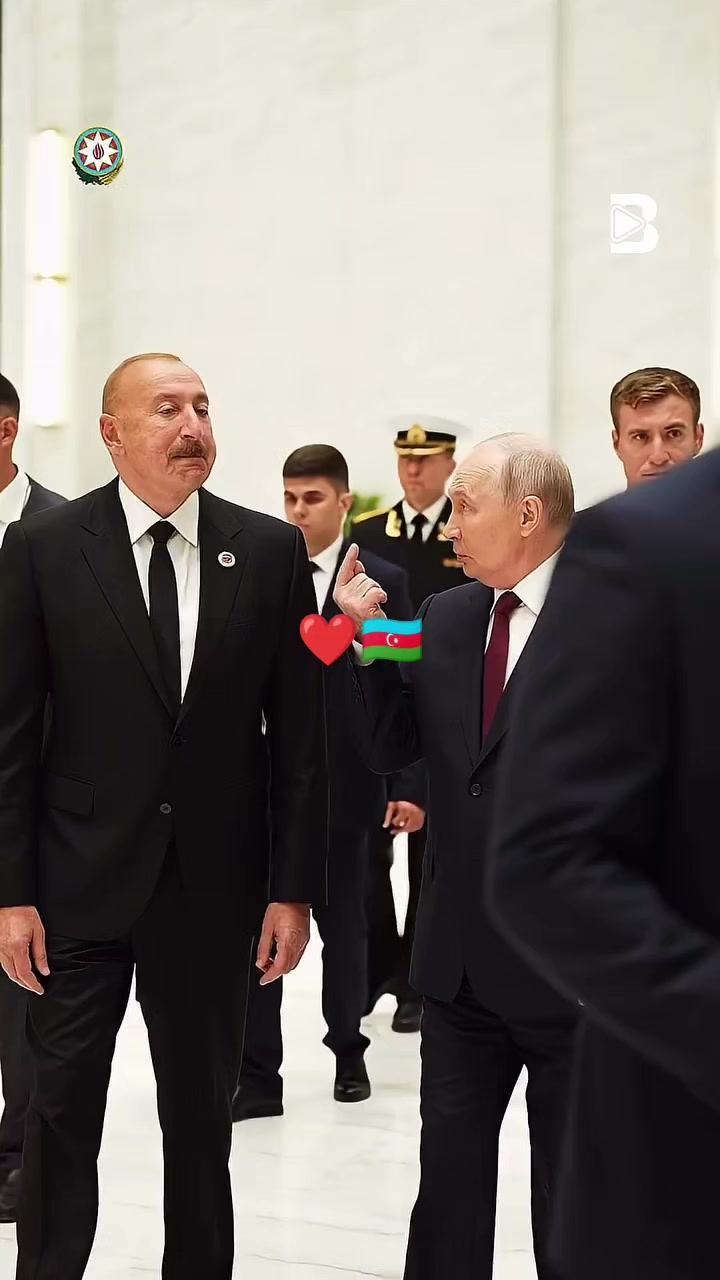 @G&ouml;r&uuml;nmezler_