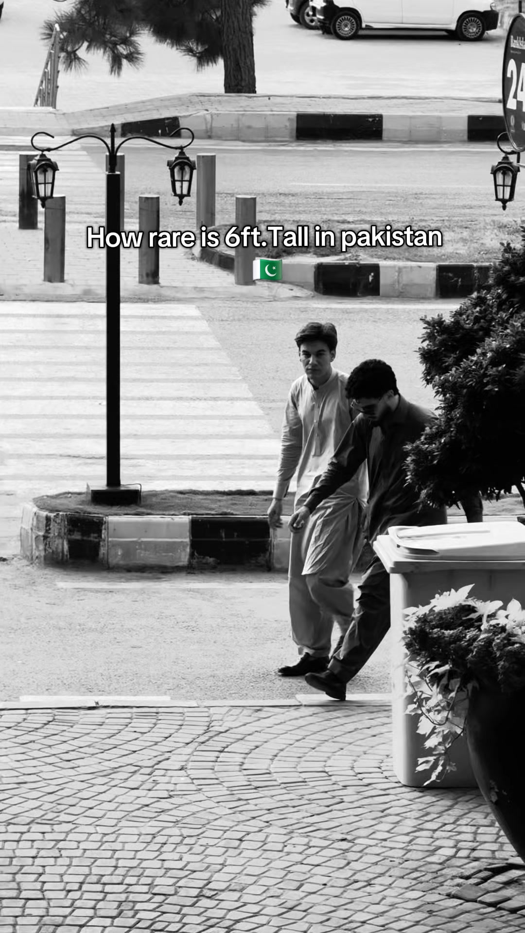 @6ft🇵🇰
