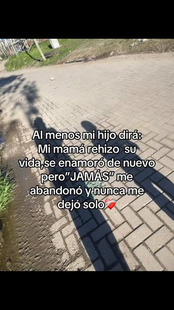 @Ludmii💋