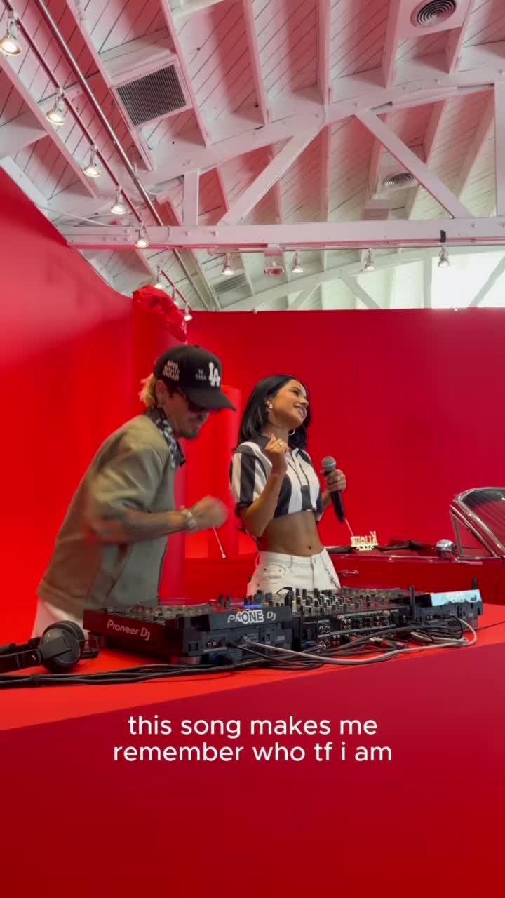@Becky G Fanpage