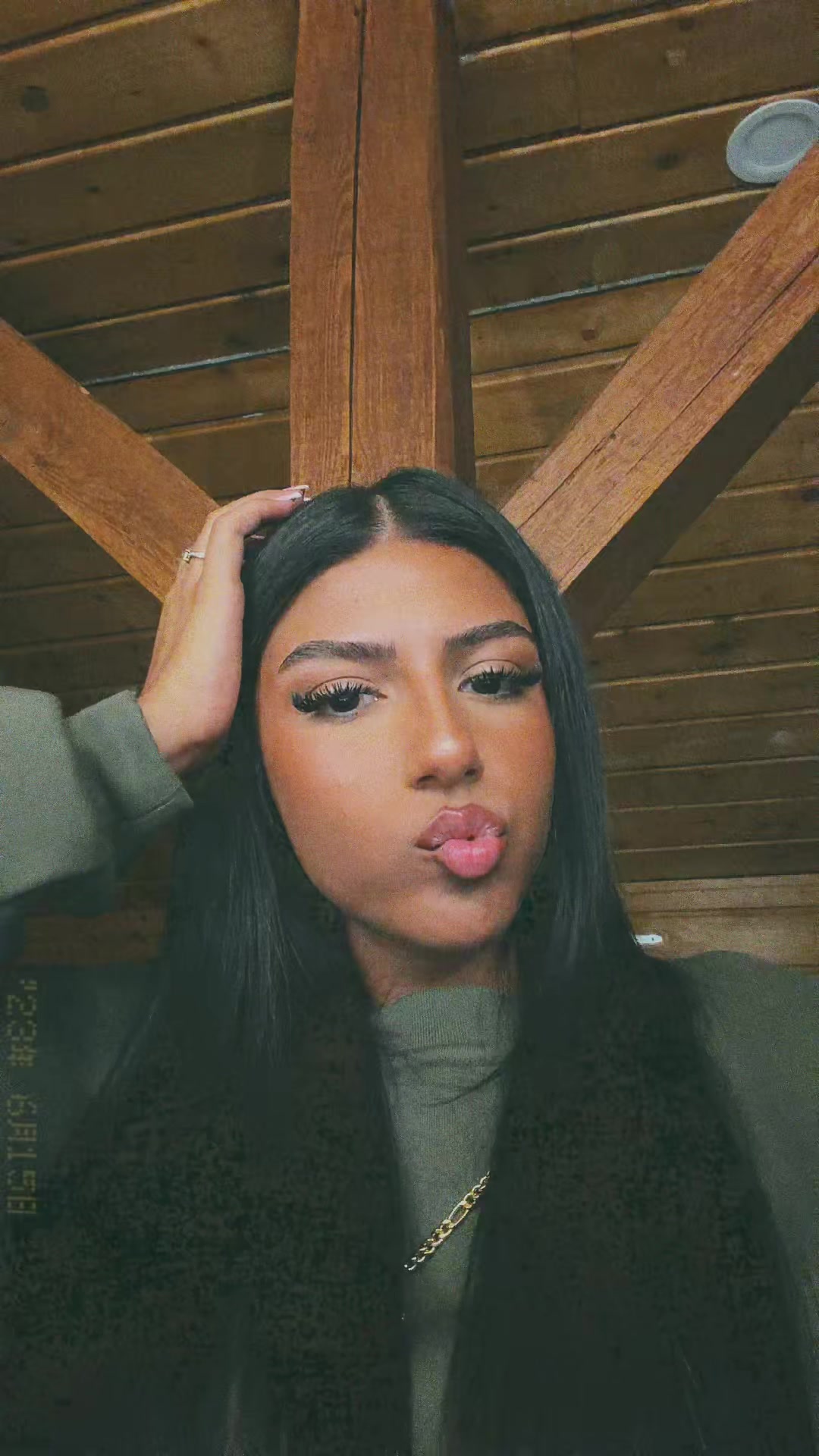 @LiveTina250k