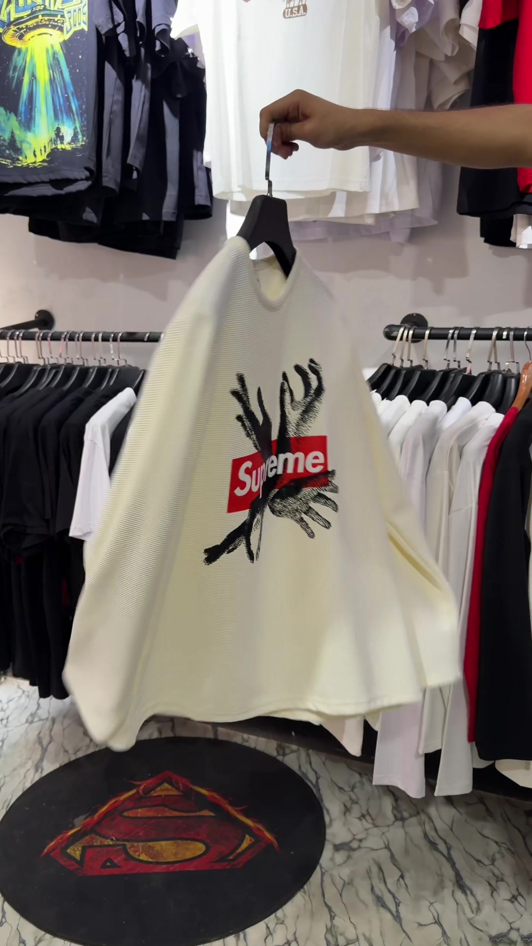 @Kurt Clothing Store