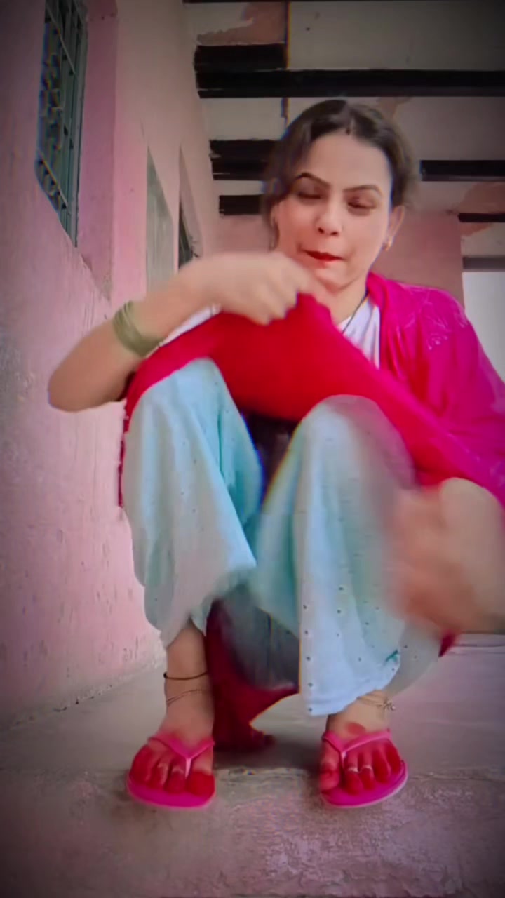 @RaMnA GuJJaR 💜 PURPLE QUEEN