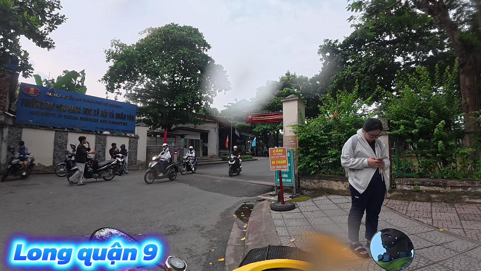 @Long Quận 9