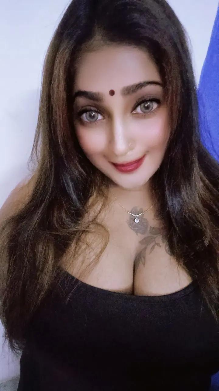 @VAANIKUMAR😘🏹💓