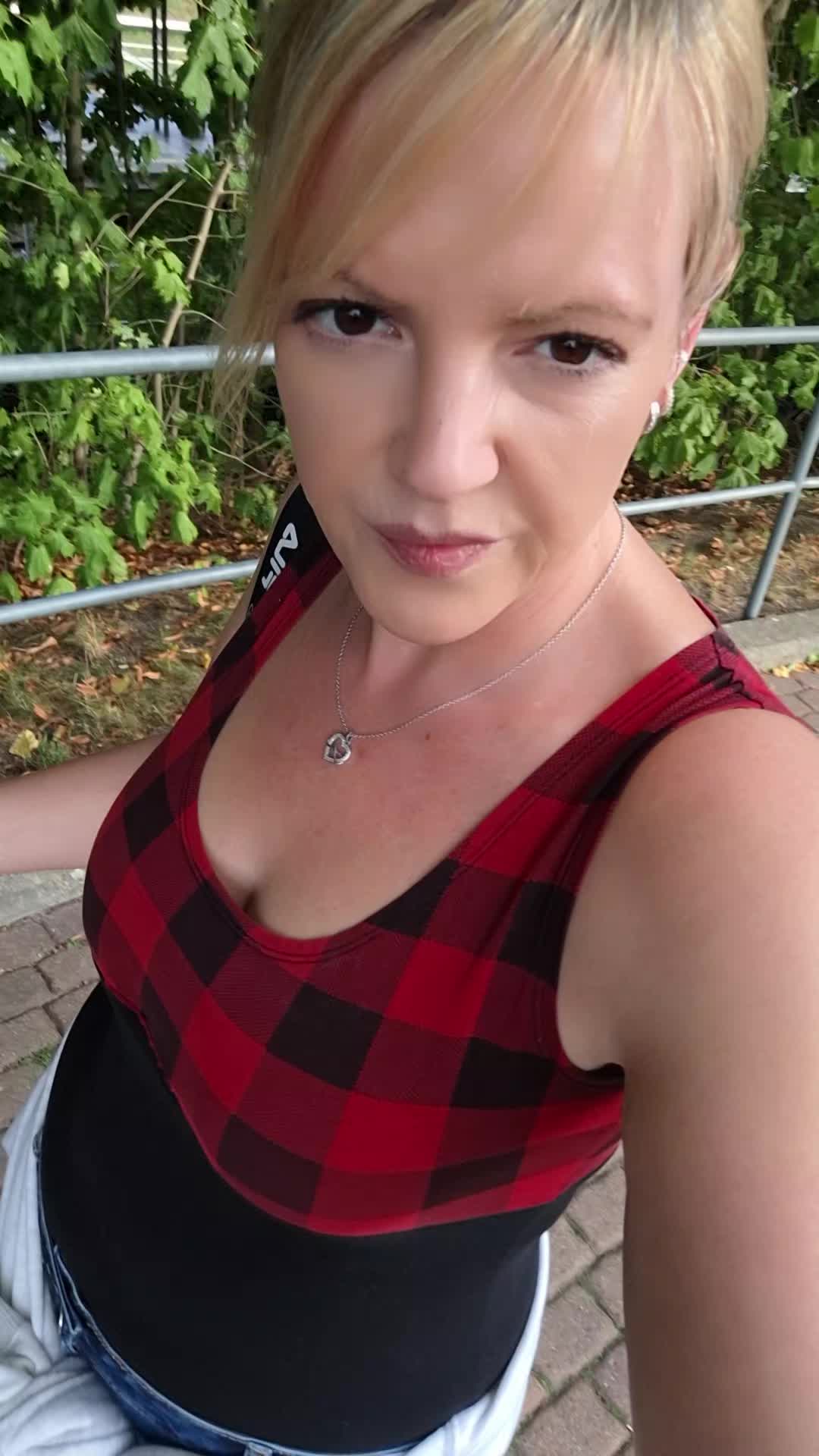 @🇩🇪🤘Ossigirl 🤘🇩🇪