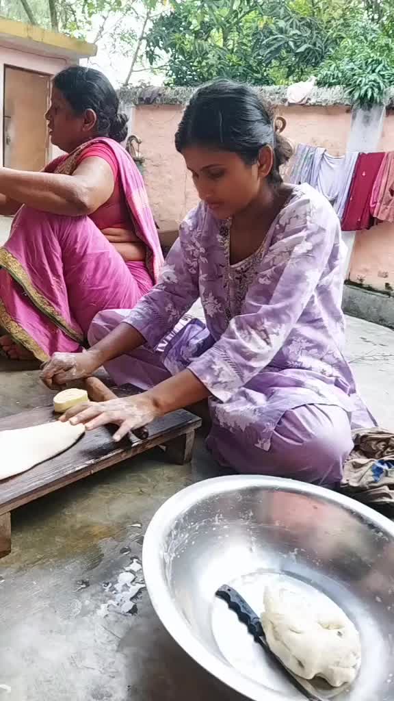 @Aneesa🧿
