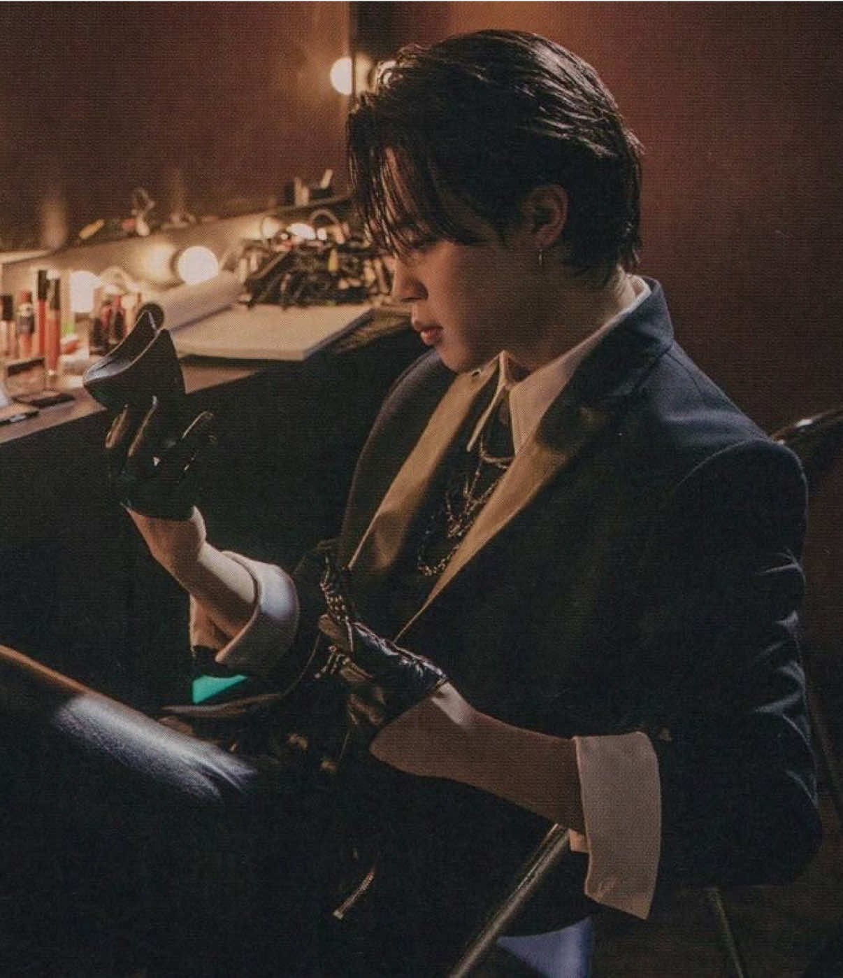 @min !!🐰ᥫ᭡. saw bts