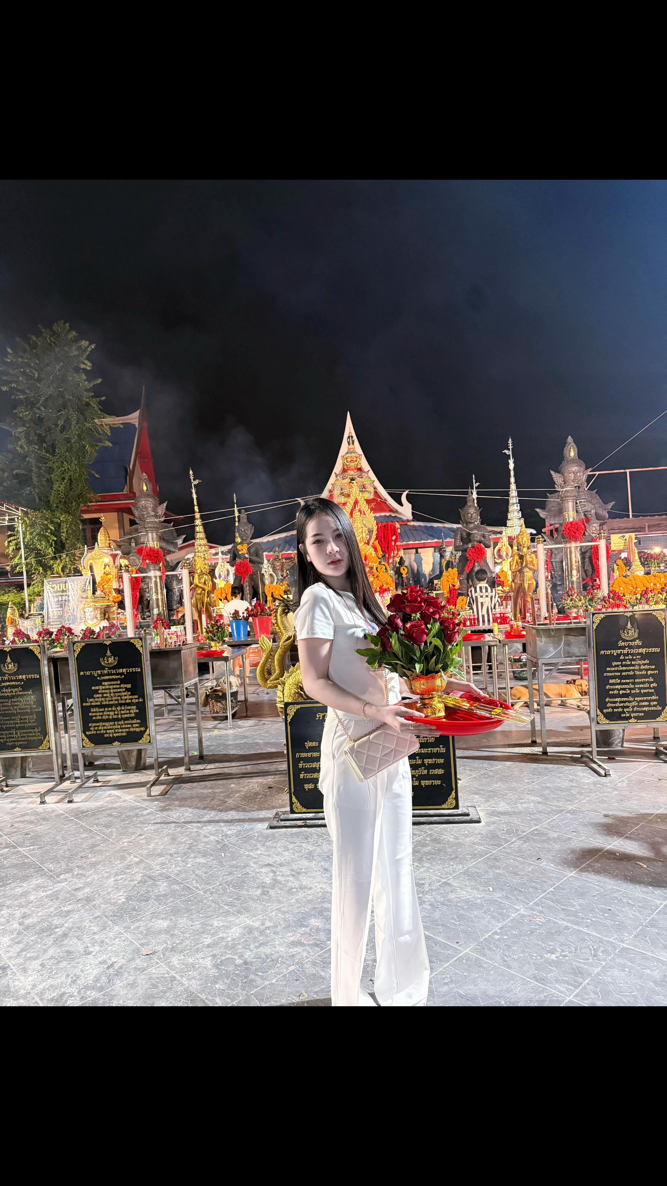 @จุ๊บ' จิ๊บ.