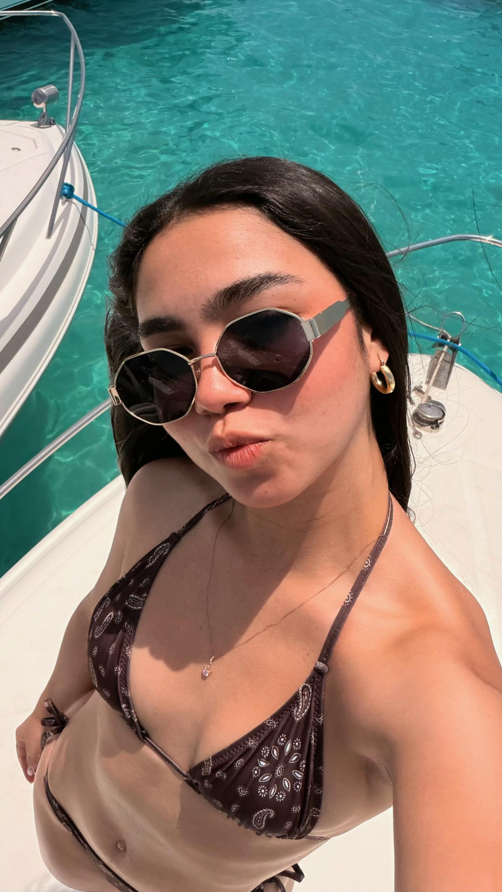@AB🌶️