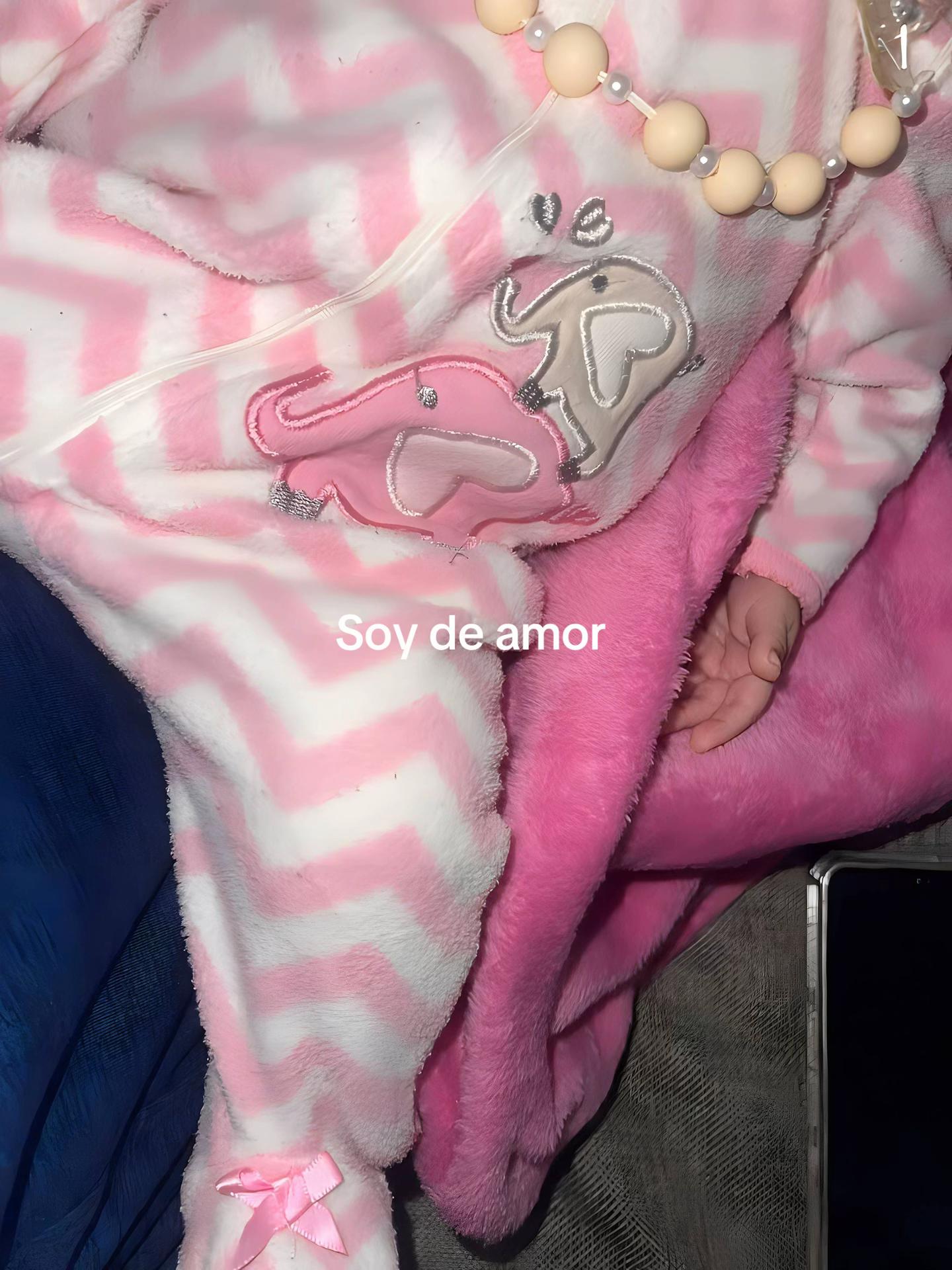 @𝓜𝓮𝓭𝓲𝓷𝓪 ♡.