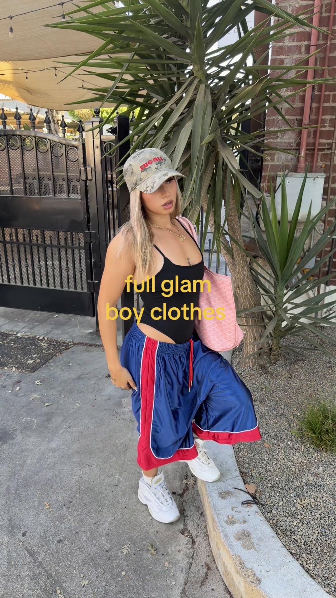 @©️