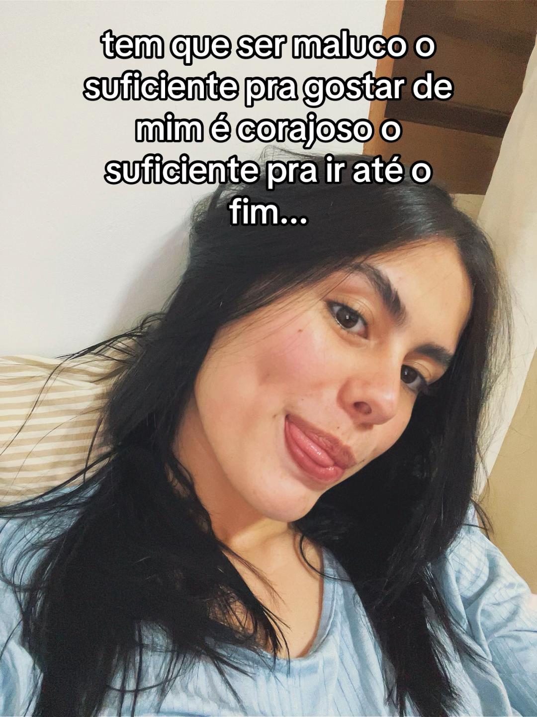 @Vit&oacute;ria 💋