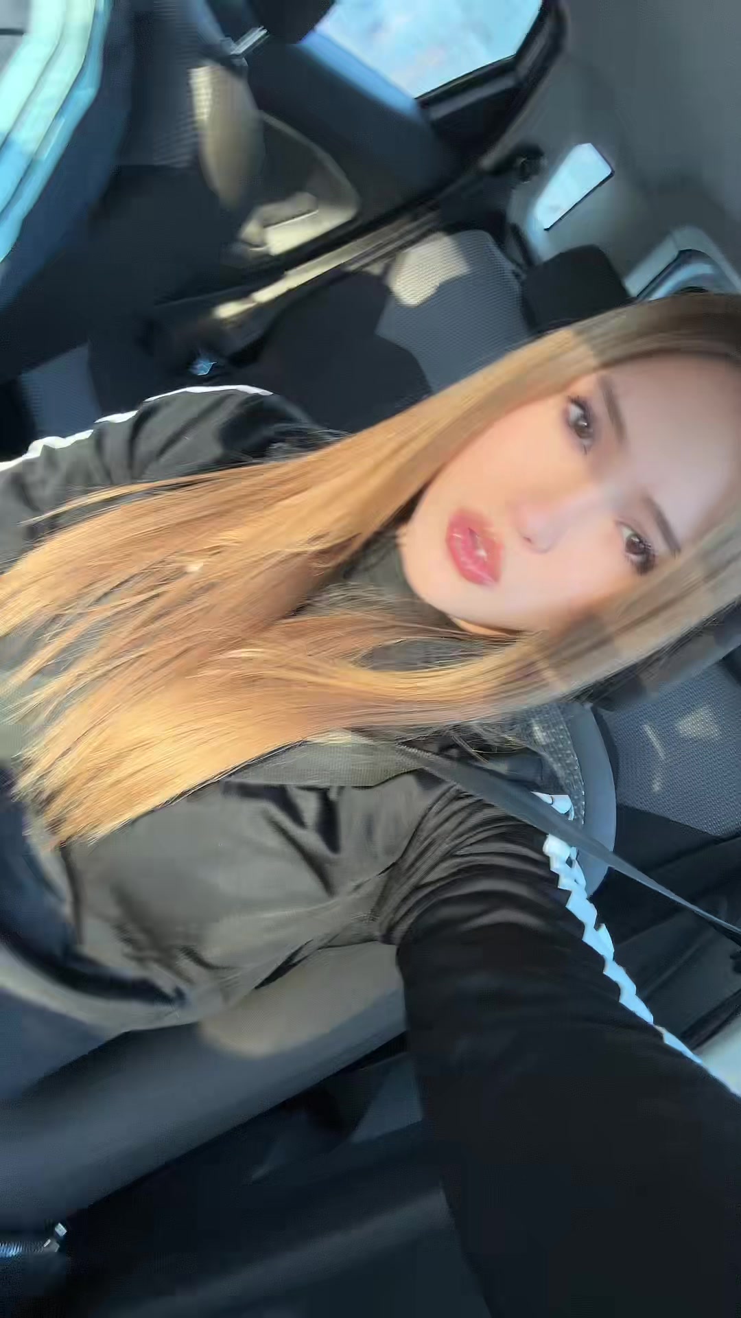 @𝑀𝒾𝒶𝒶👸🏼💋