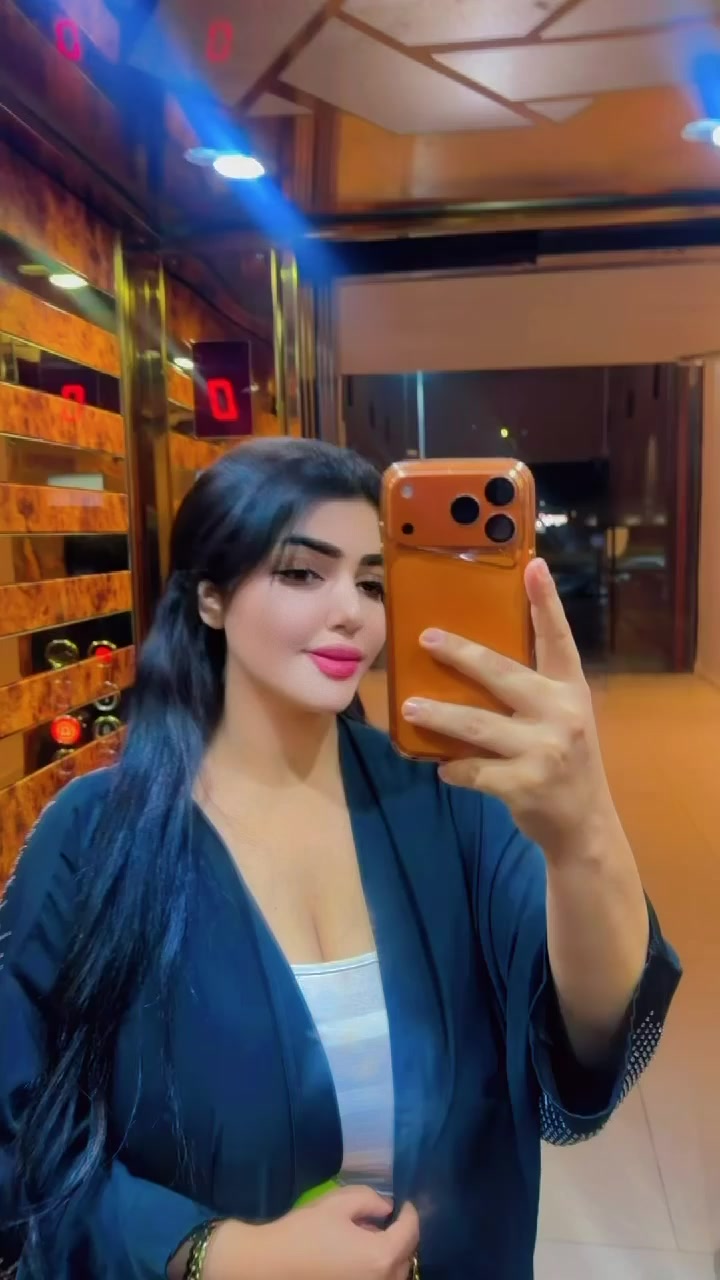 @👑sahoura👑