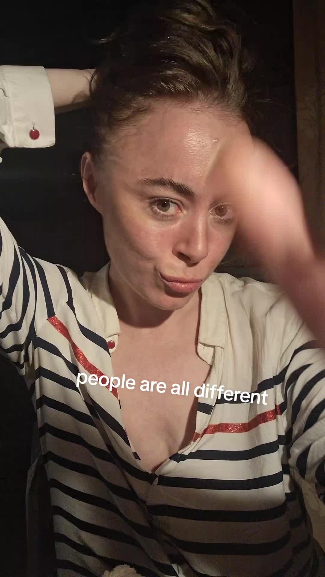@lollyybmnqh