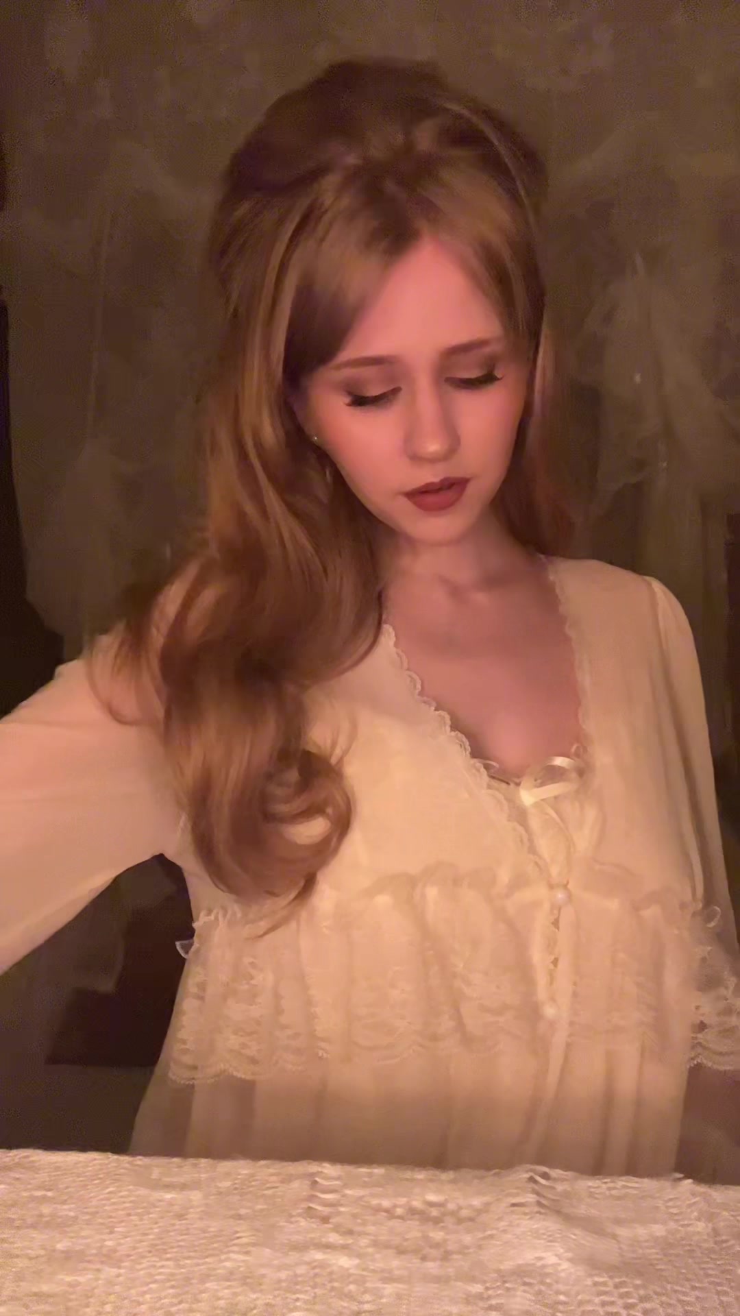 @𝐸𝑙𝑙𝑒