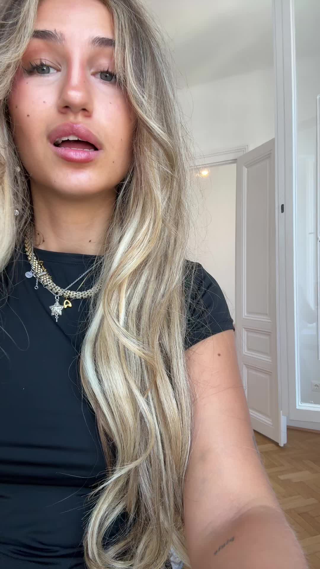 @alyshiadoll