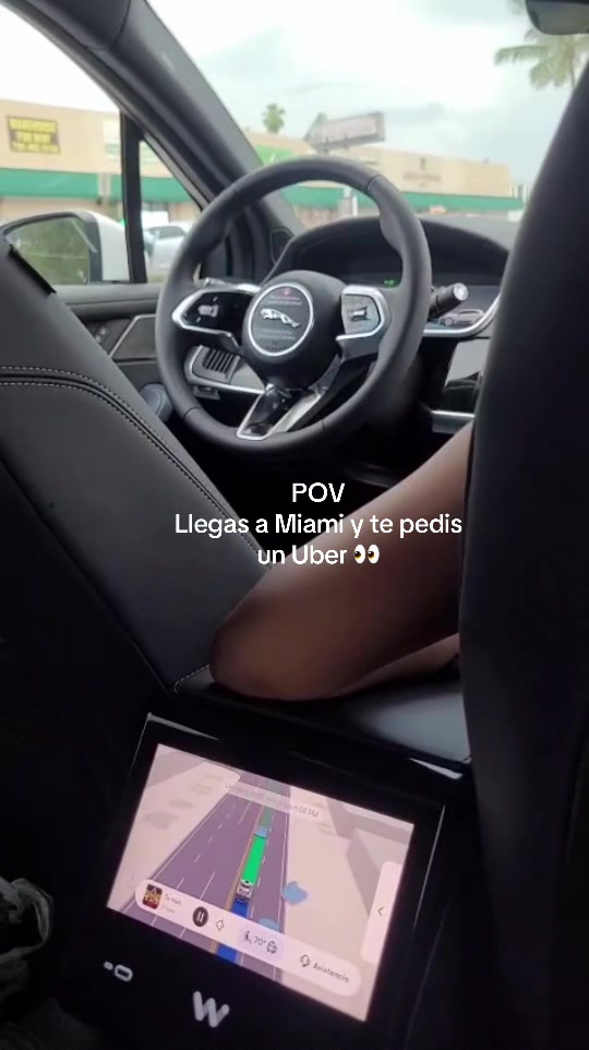 @LAURA RIVAS