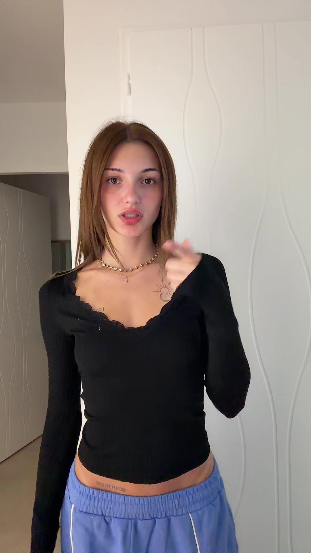 @𝒞𝑒𝓁𝒾𝒶