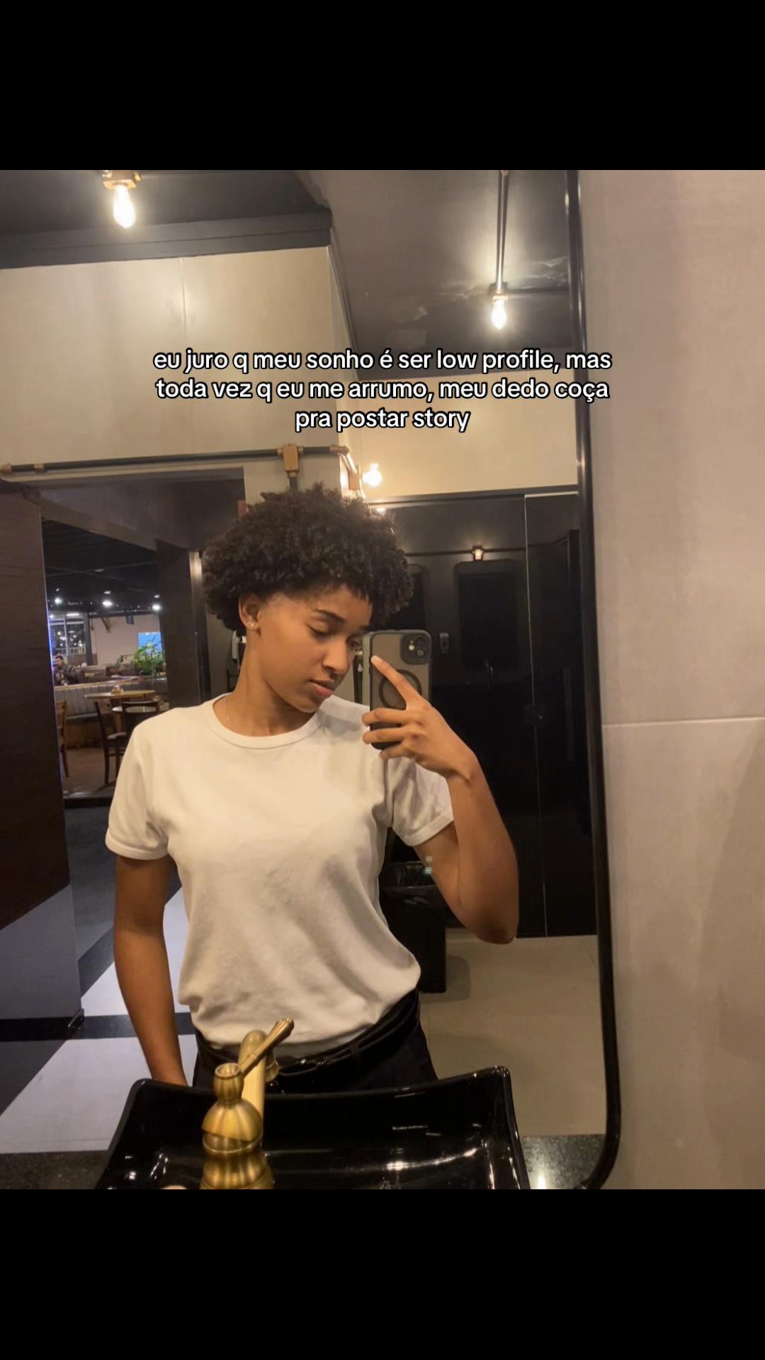 @Maria Eduarda Silva Viana