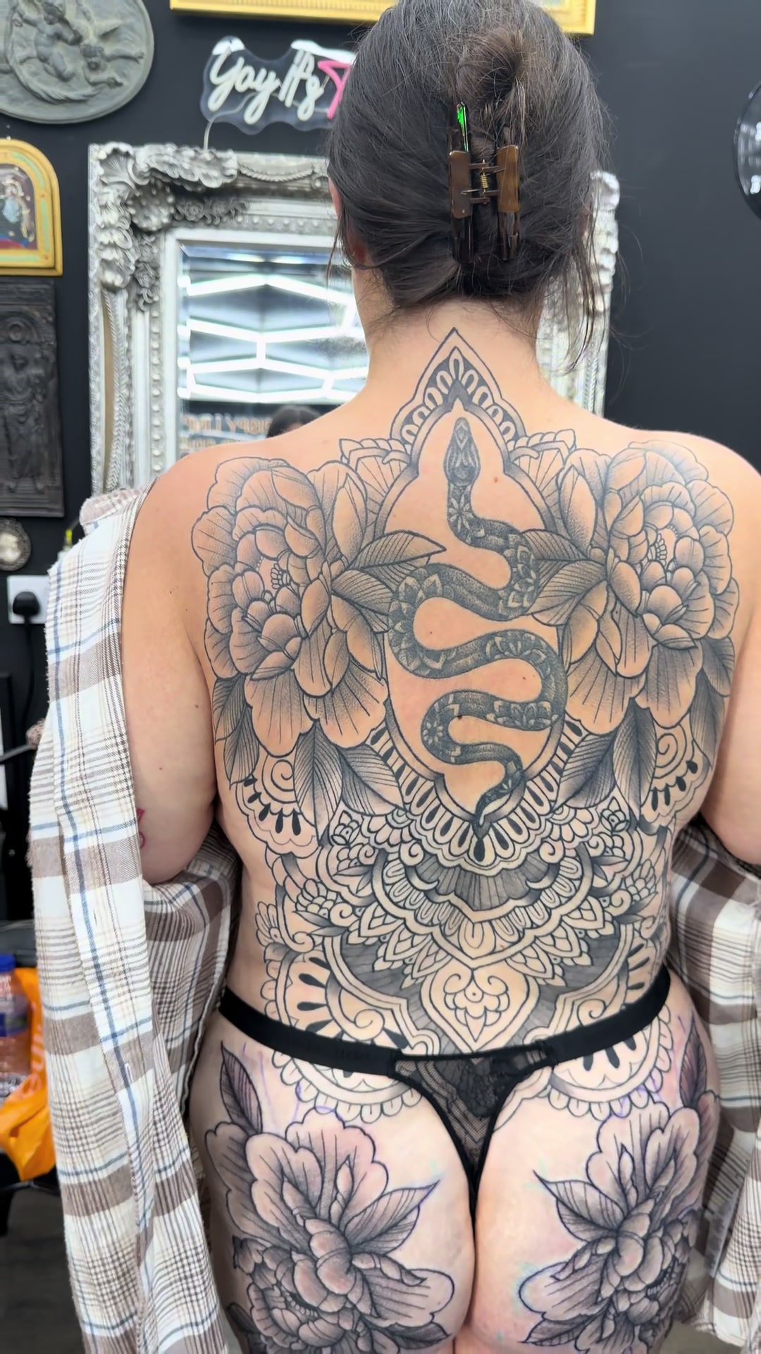 @Kayleigh Peach Tattoo 🍑