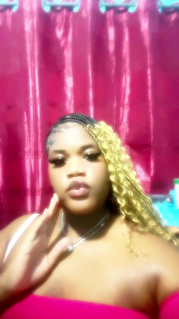 @Shaniiᥫ᭡🥹.