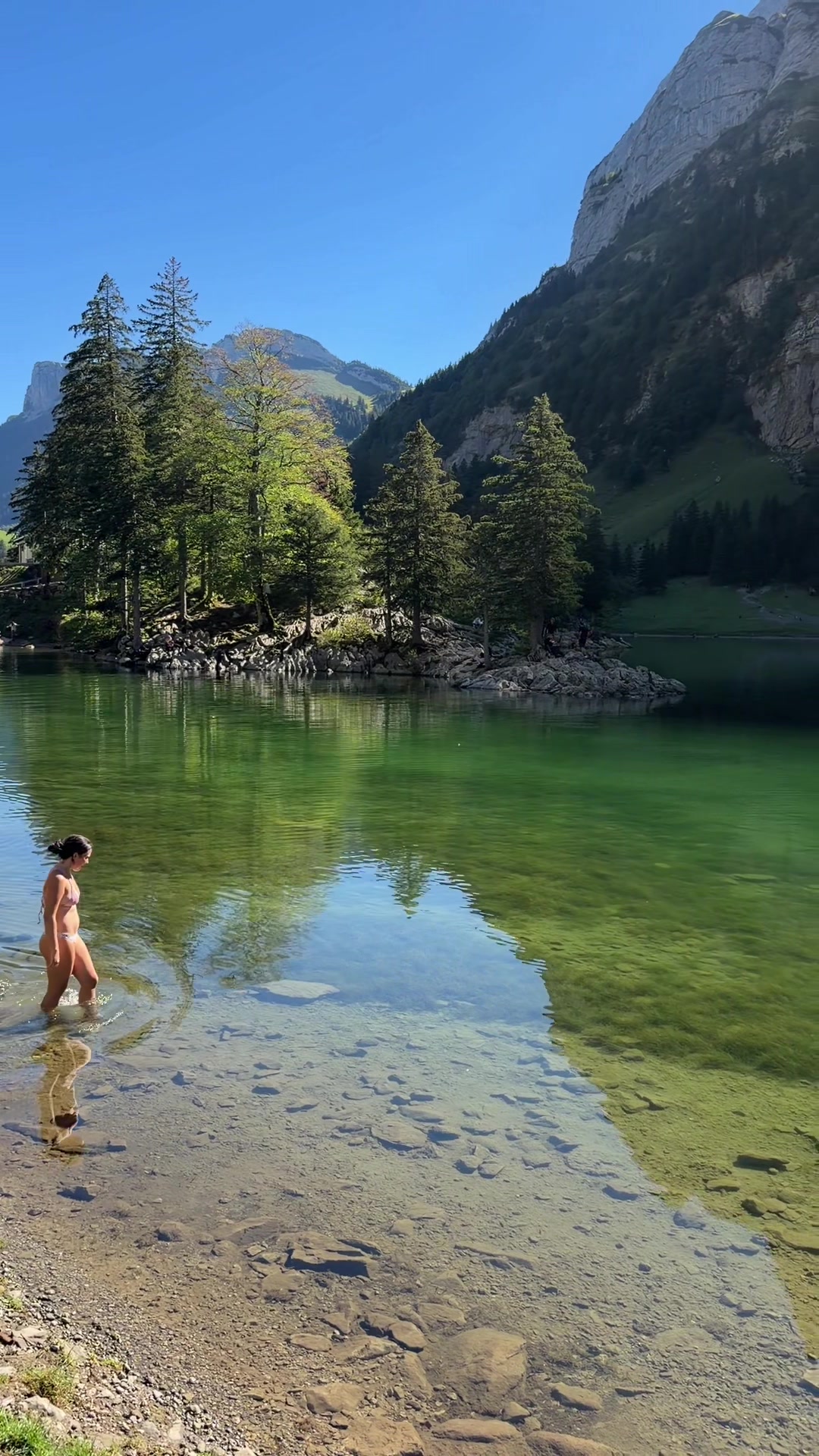 @TRAVEL 🌴 BMW 🚘 DRONES