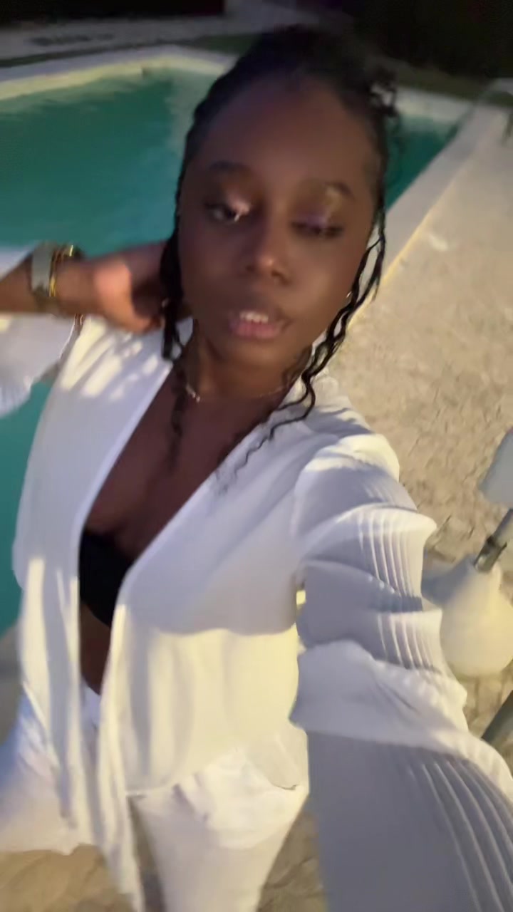 @ADrelle | F&Eacute;MINIT&Eacute;&amp;DISCIPLINE✨