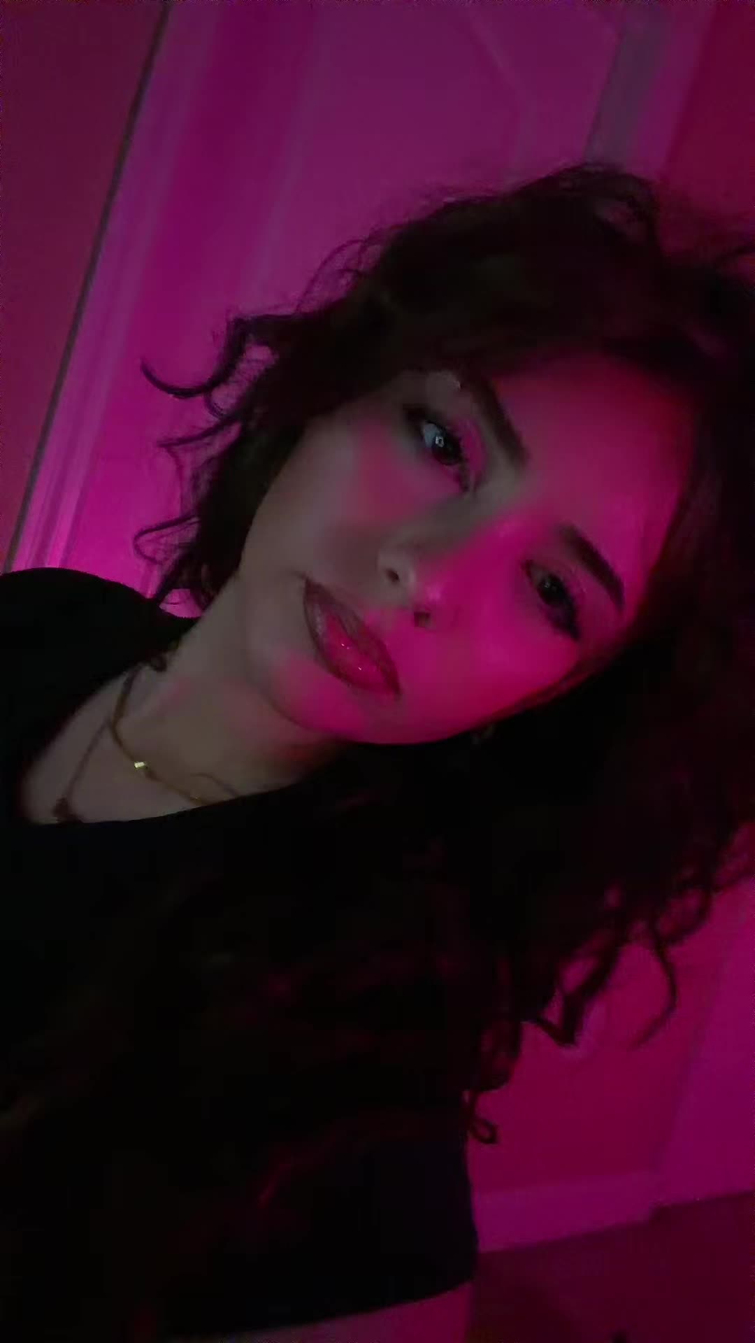 @⃟