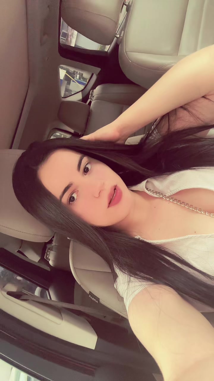 @ℂ𝕝𝕒𝕦𝕕𝕚𝕒 ℙ𝕒𝕫 🌹