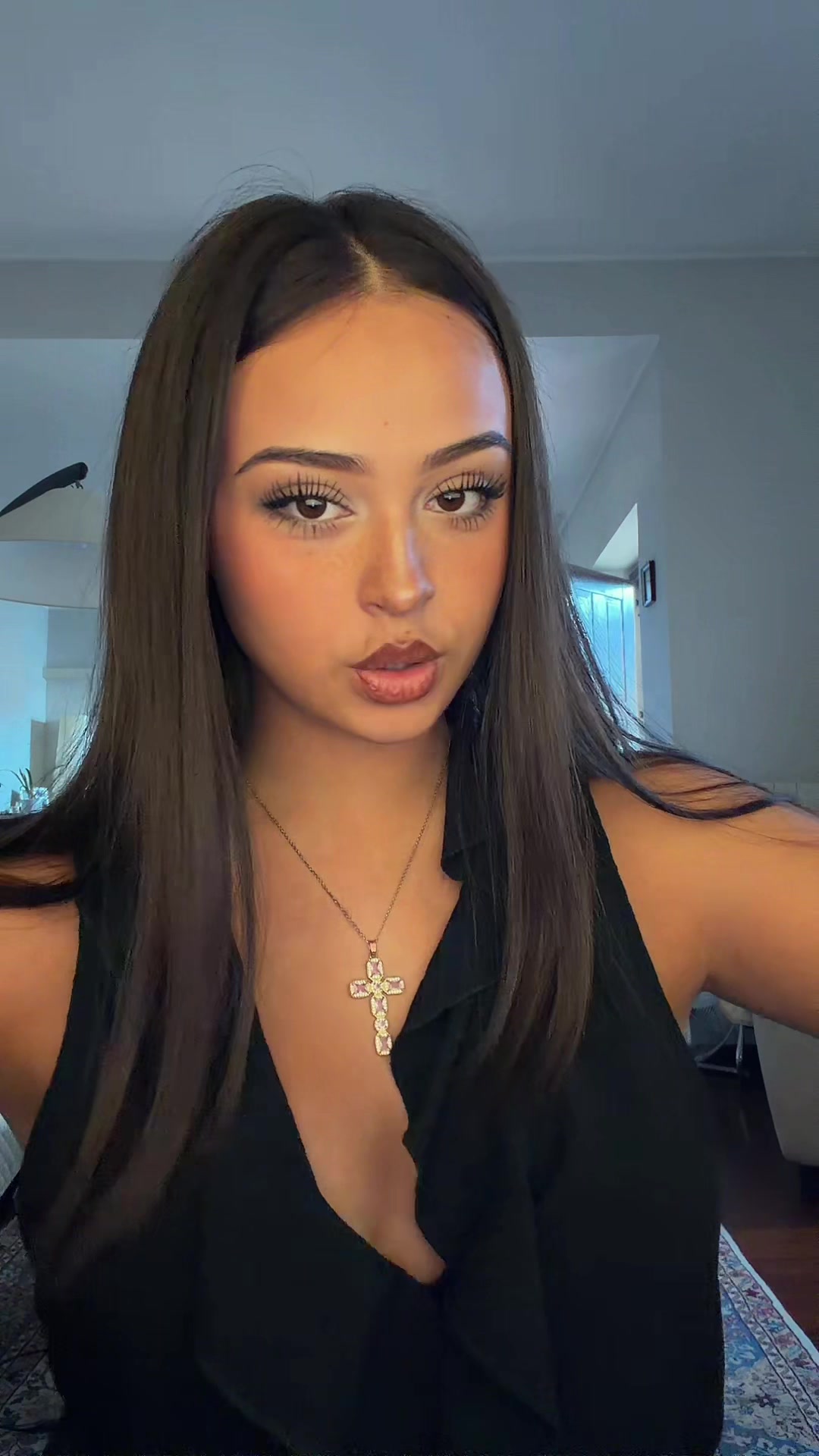 @Pamela 𖤓