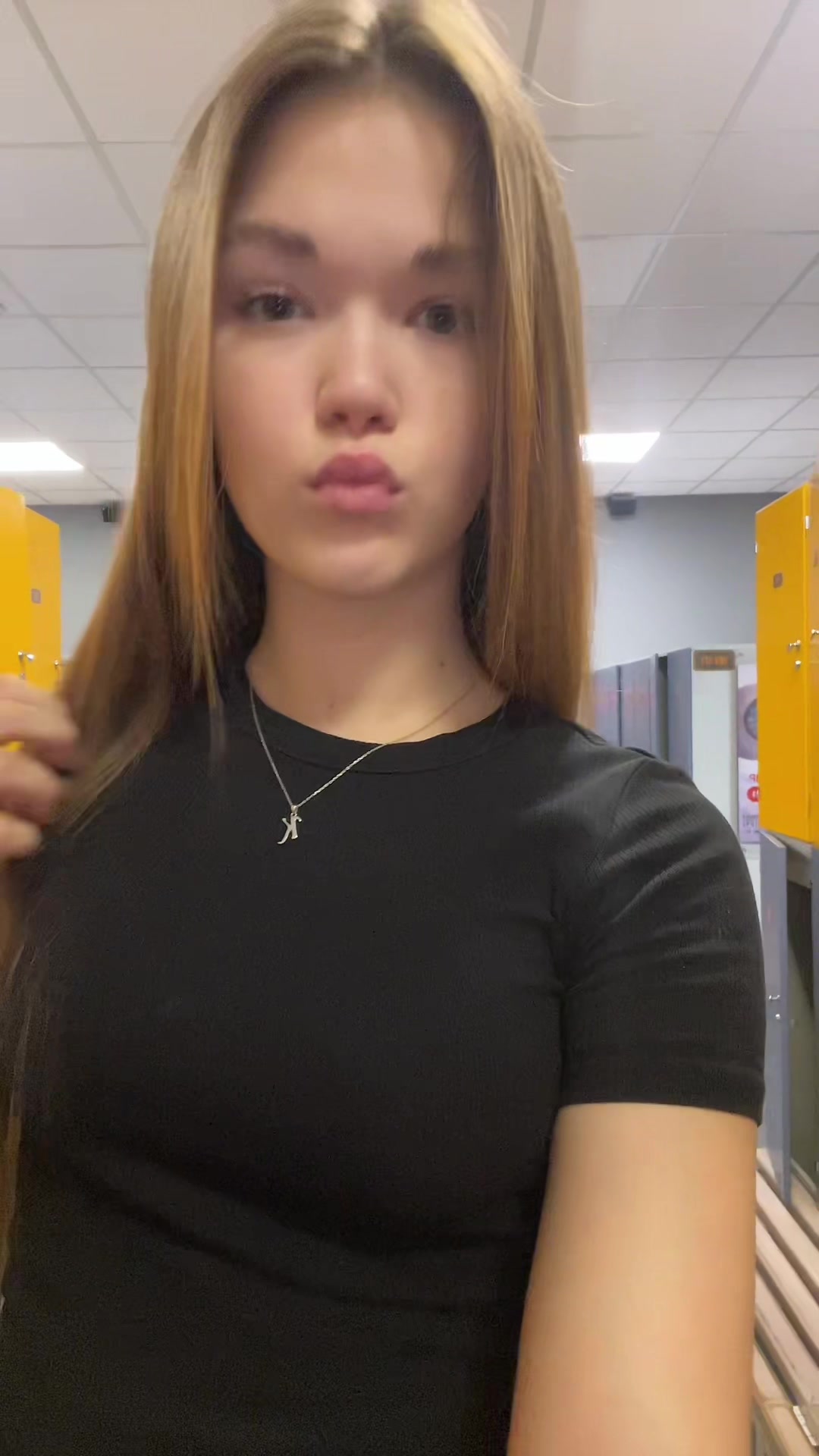 @ксюндель